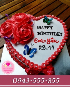 Bánh kem bắt hoa hồng tặng em yêu
