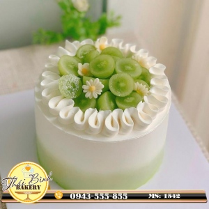 mẫu bánh kem nho xanh tươi