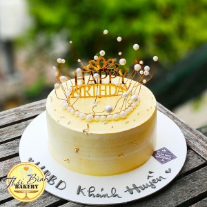 Bánh vương miện ngọc trai tông vàng tặng gia đình