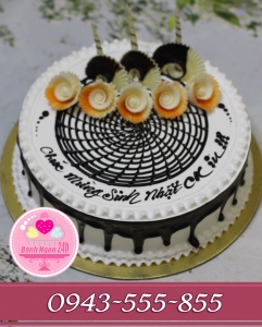 bánh vẽ hoa văn sô cô la