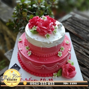 Bánh kem hoa hồng đỏ 2 tầng ngày 20_10