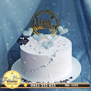 Bánh kem cắm tim đơn giản tặng bạn Thúy Nga 18+