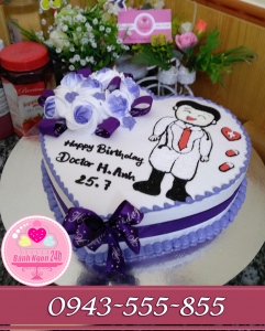 Bánh trái tim tặng bạn trai đang học bác sỹ tại ĐH Y thái bình