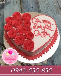 Bánh kem hoa hồng tặng bạn gái