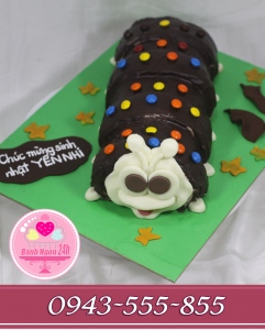 Bánh fondant tặng bé sâu yến nhi